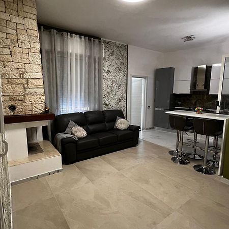 La Nuova Casa Aparthotel Равена Екстериор снимка